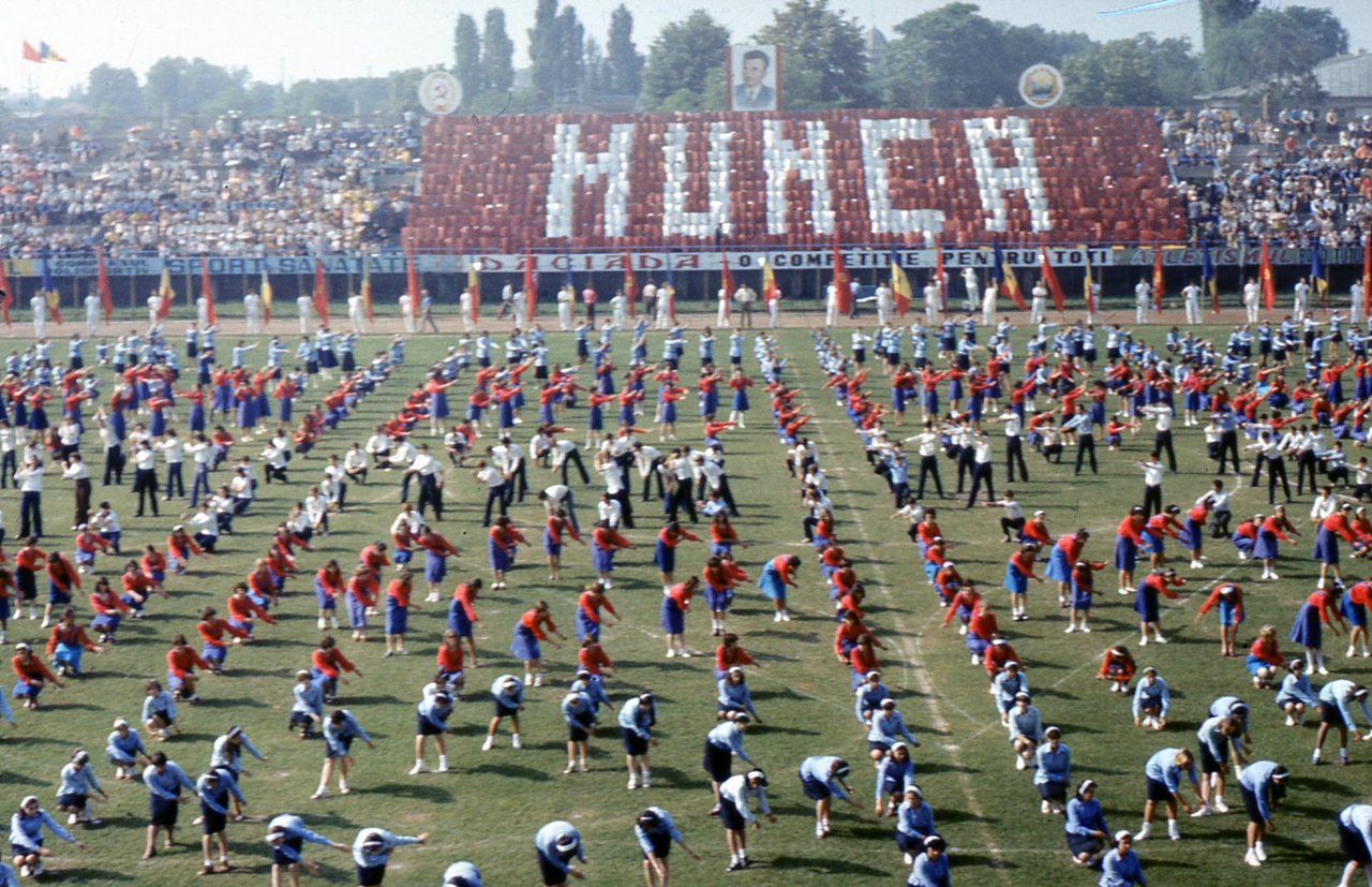 Political Legitimacy, National Identities, and Cultural Pursuits in The Song of Romania Festival