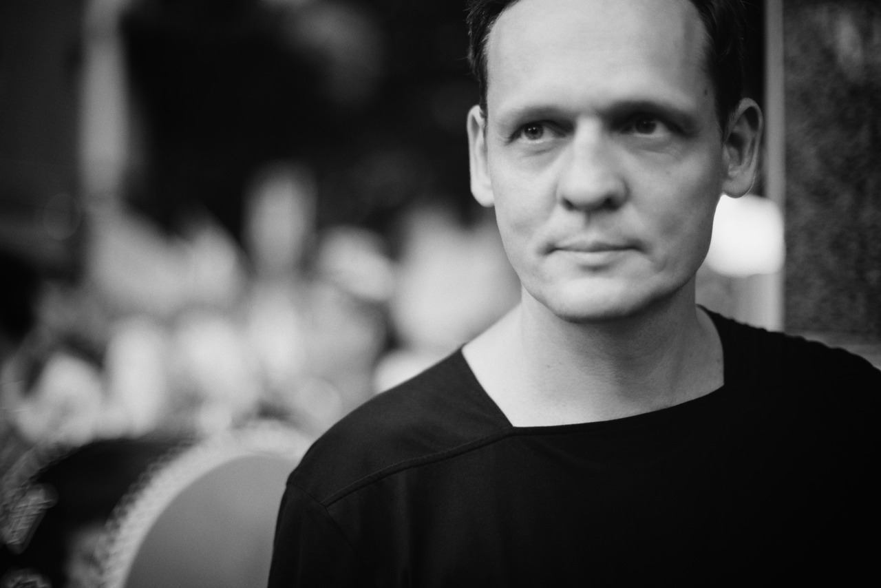 Inner Travels with Carsten Nicolai (Alva Noto)