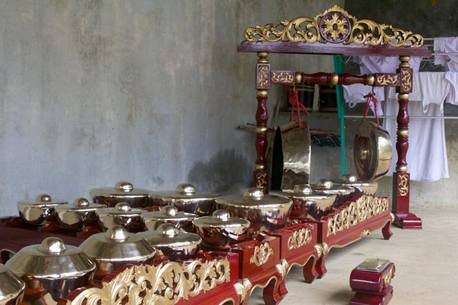 From left to right: Bonang, Jengglong, goong and peking. Photo by Teguh Permana